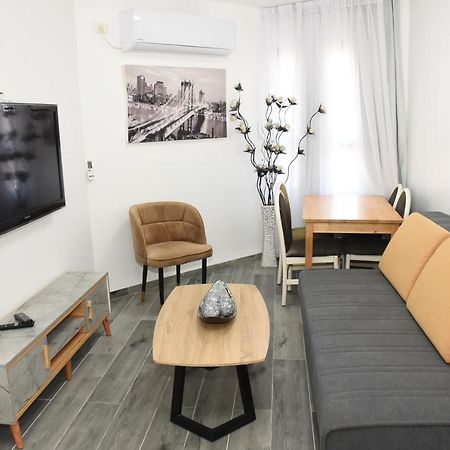 Rina Vacation Apartment Tibériade Extérieur photo